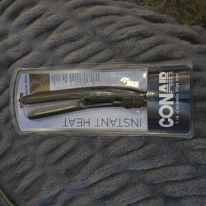 Conair ultra slim ceramic 3/4" flat iron